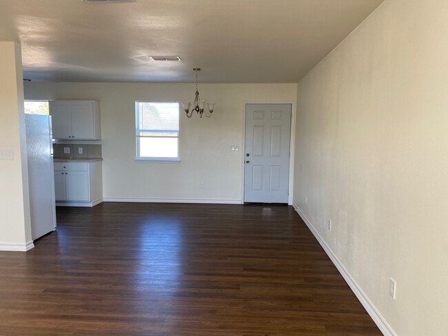 Photo - 1291 Randall Rd