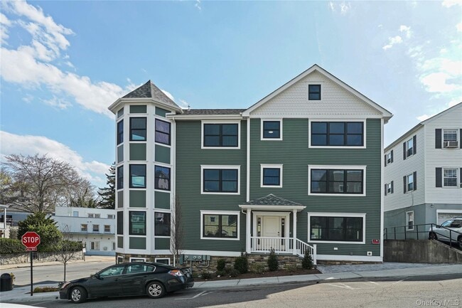 Photo - 80 Depeyster St Unit 3