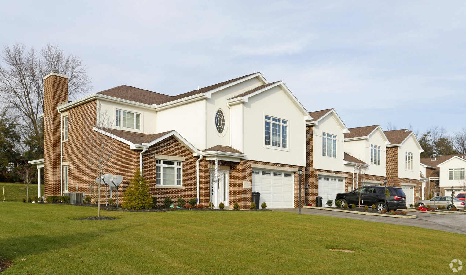 Caymus Estates Apartments - Caymus Estates Apartments