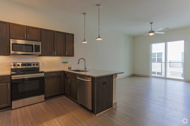 1BR,1BA,-Lyra
