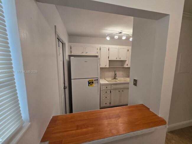 Photo - 1515 NE 125th Terrace Unidad 107