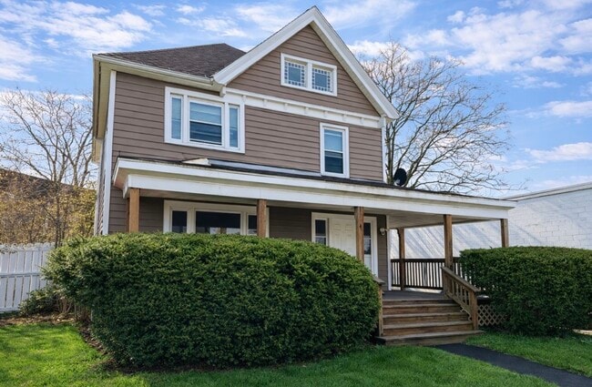 Photo - 274 Chenango St Unit 1