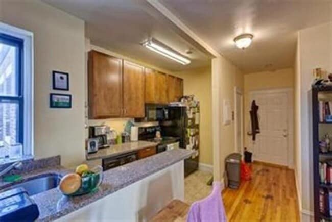 Photo - 137 Peterborough St Condo Unit 30