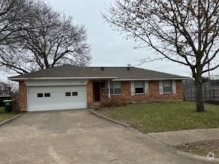 Building Photo - 1520 Meandering Way Rental