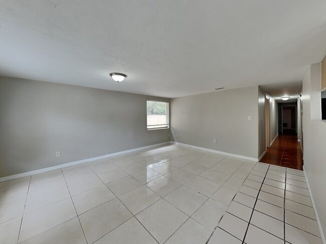 Photo - 802 Lincoln Ave