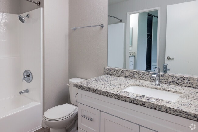 2BR, 1BA - 849SF