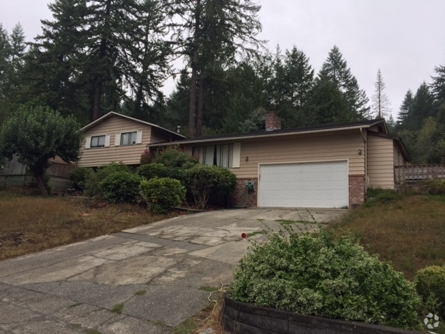 Building Photo - **NO SHOWINGS AT THIS TIME ** STATUS AVAIL... Rental