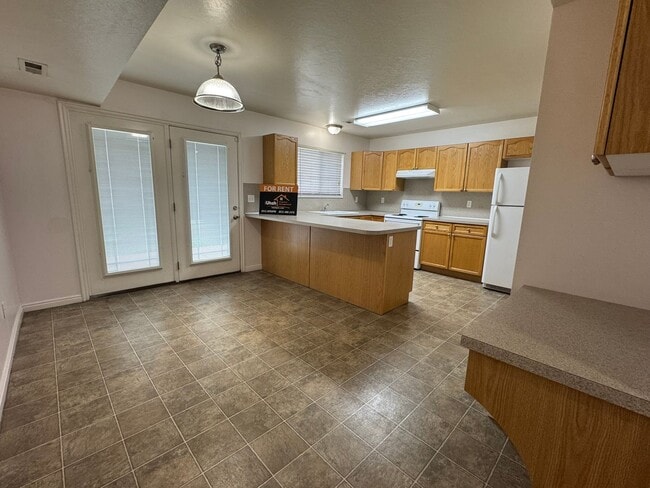 Photo - 298 E 2350 N