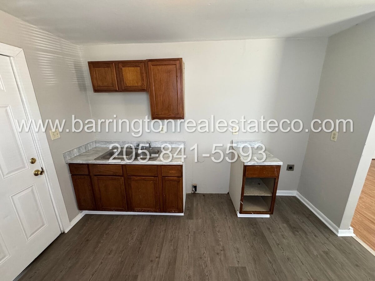 Photo - 1317 Woodward Rd
