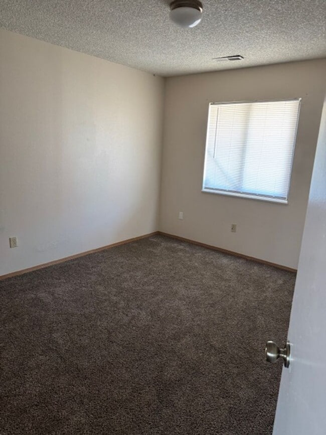 Photo - 2217 Aztec Dr Unit C