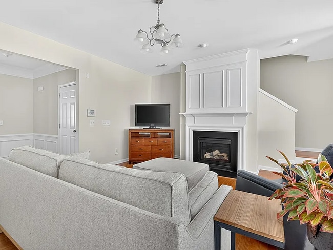 Photo - 7130 Racine Way