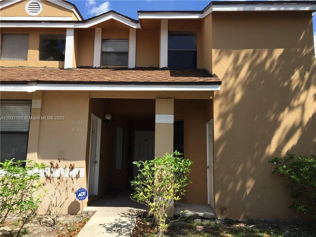 Photo - 2184 SW 80th Ter Condominio Unidad 2184