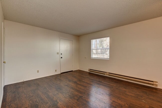 Photo - 638 2nd St Unidad A
