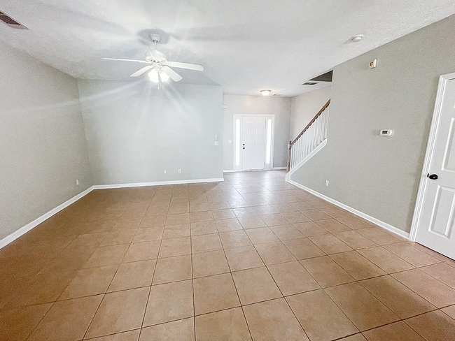 Photo - 5357 Paramount View Way