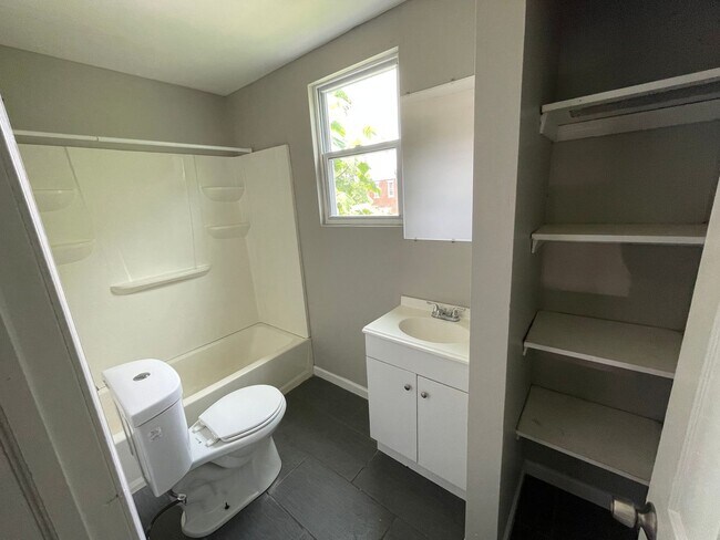 Photo - CHARMING 2 BEDROOM HOME IN NORTH PHILADELPHIA AVAILABLE NOW!