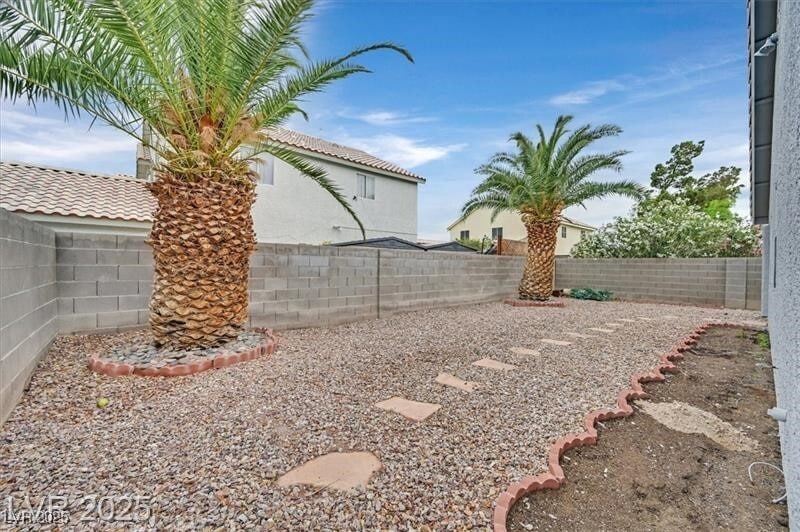 Photo - 5820 Royal Castle Ln