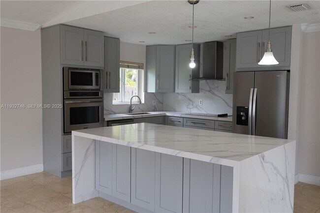 Photo - 13220 SW 84th Ave