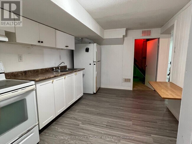 Photo - 534 Lana Terrace