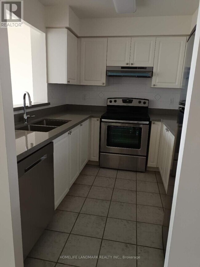 Photo - 29 Pemberton Ave Unit PH08