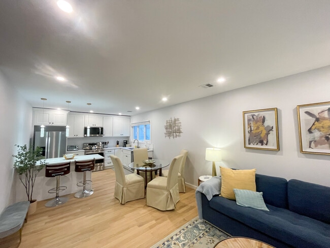 Photo - 75 Thorndike St Unit 2