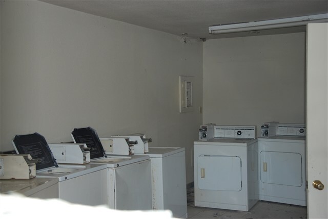 Photo - Chateau Place Apartments