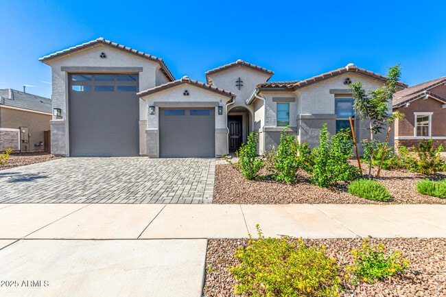 Building Photo - 23724 N 165th Dr