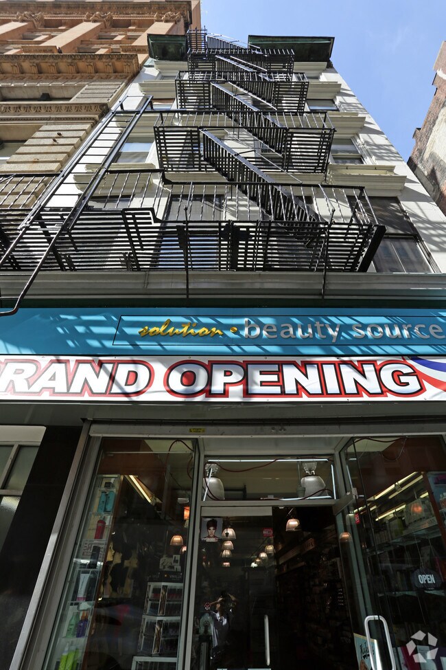 Photo - 138 Fulton St