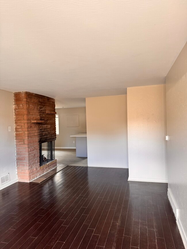 Building Photo - 10221 W 59th Pl