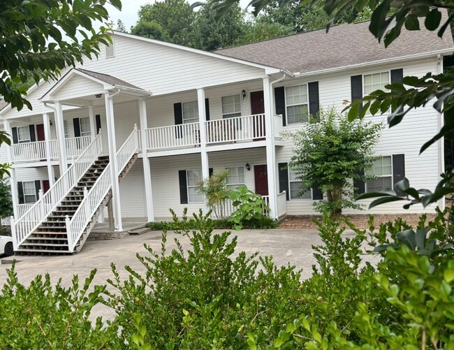 Building Photo - 1315 Moice Dr Unit #2