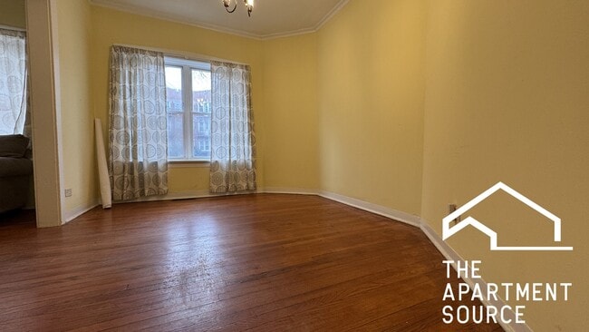 Photo - 5821 N Glenwood Ave Unit 1