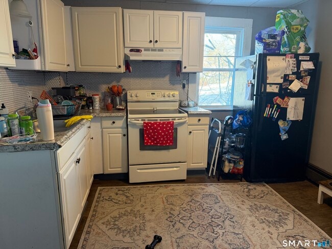 Photo - 131 Willow St