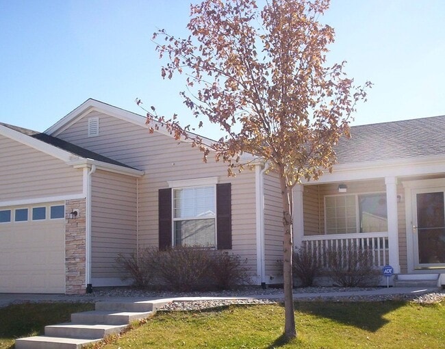 Building Photo - North-east one level living.