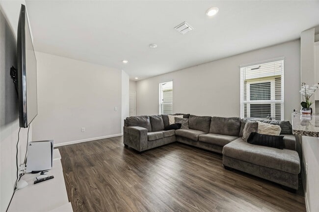 Photo - 6435 Kimball Mill Ln