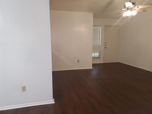 Photo - 4509 Brown Bark Pl