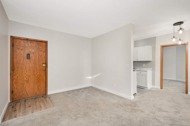 Photo - 3308 Girard Ave S