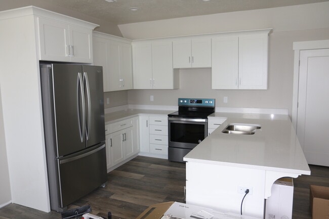 Photo - 35 N 800 E Unidad 1 bed 1 bath quiet modern design