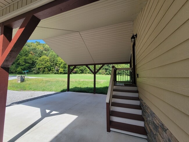 Photo - 1443 Moody Farm Rd