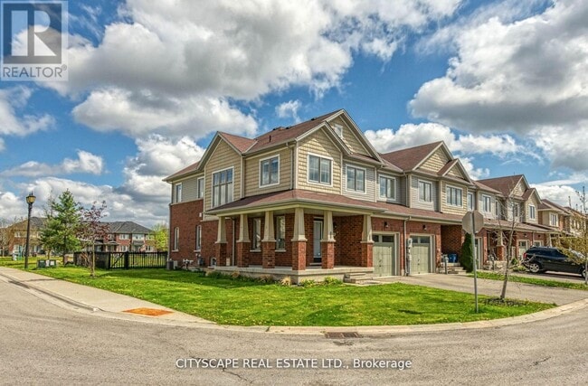 Photo - 8485 Primrose Ln