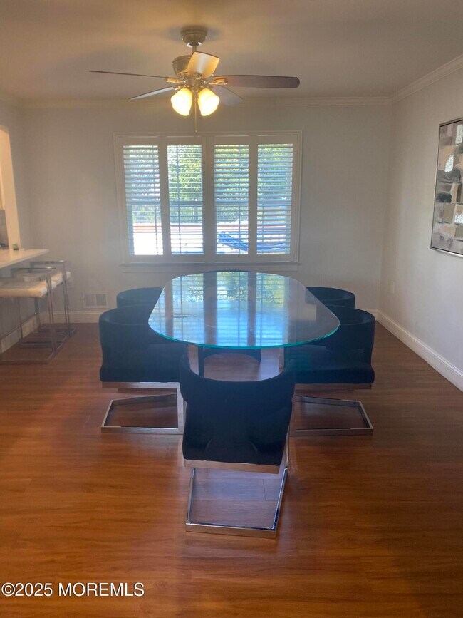 Photo - 84 Forest St