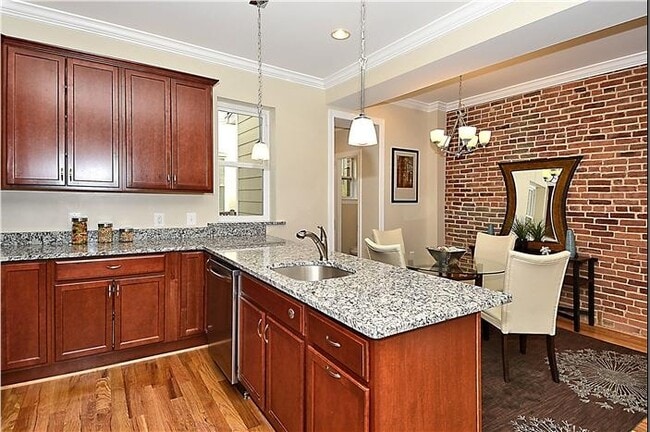 Photo - 21 Rhode Island Ave NW