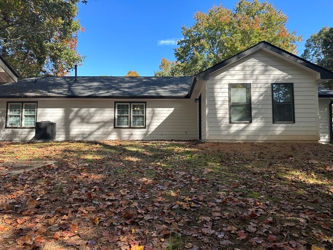 Photo - Cherry Hill Rd (1520)
