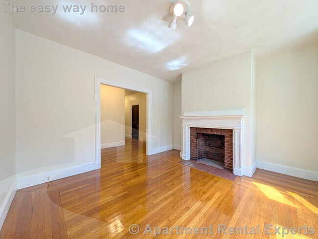 Photo - 163 Summer St Unidad #1