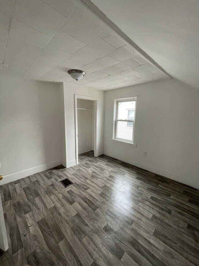 Photo - 7 Shedds Ave