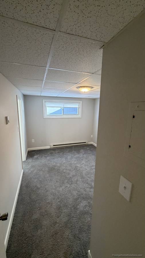 Building Photo - 10 Post Office Ave Unit 1