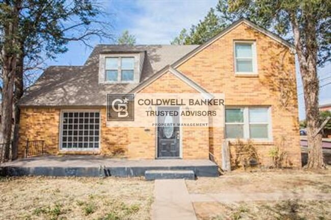 Building Photo - 1602 Avenue X Unit Front