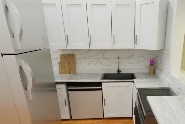 Photo - 2909 N Sheridan Rd