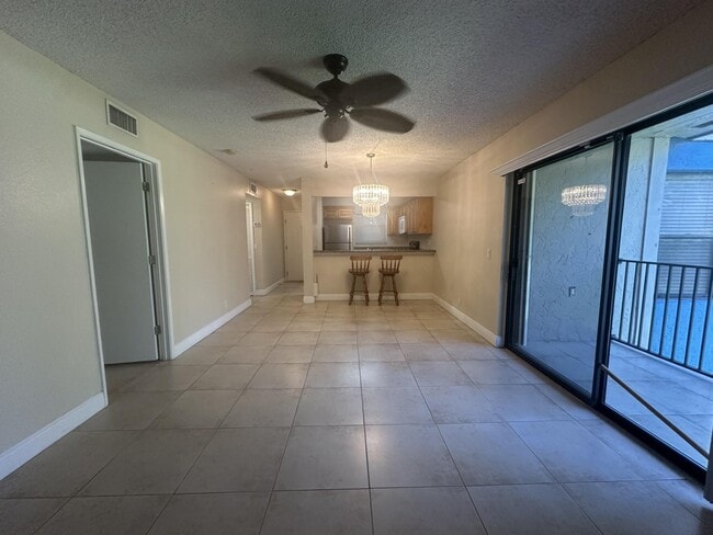 Photo - 1680 Windorah Way Unidad E