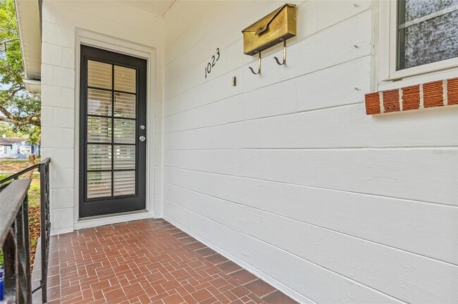 Photo - 1023 W Ohio Ave