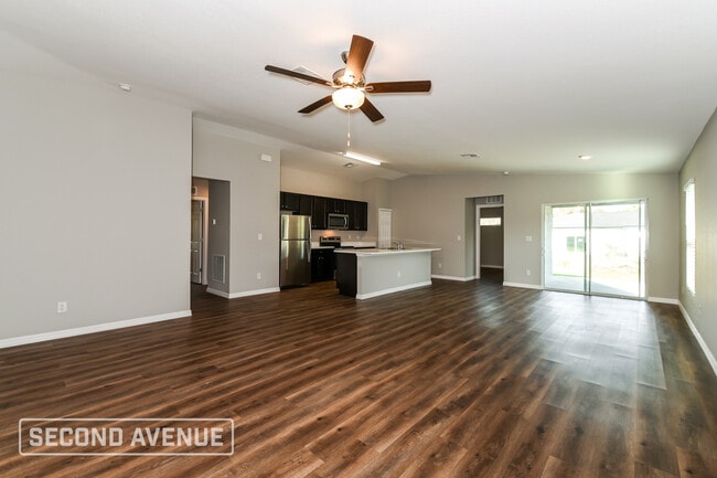 106 Baldur Dr