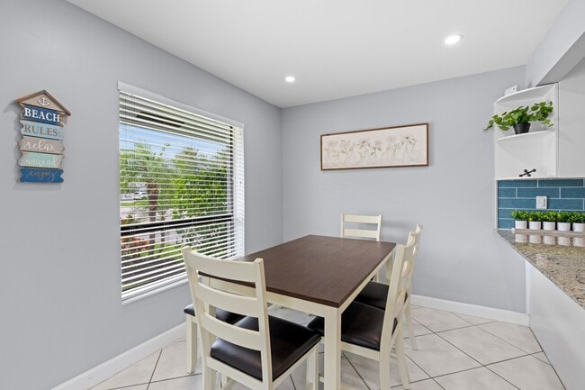 Photo - 3370 NE 5th Dr